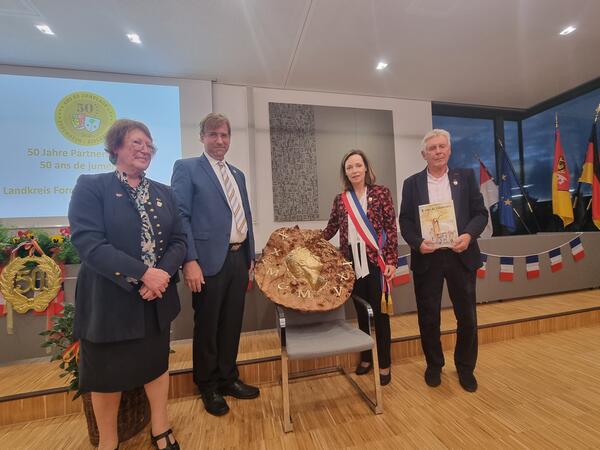 Bild vergrößern: PM217_Geschenk_2